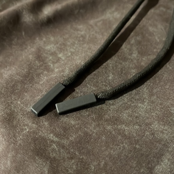 Lululemon THE Shorts 9” - Picture 4 of 5